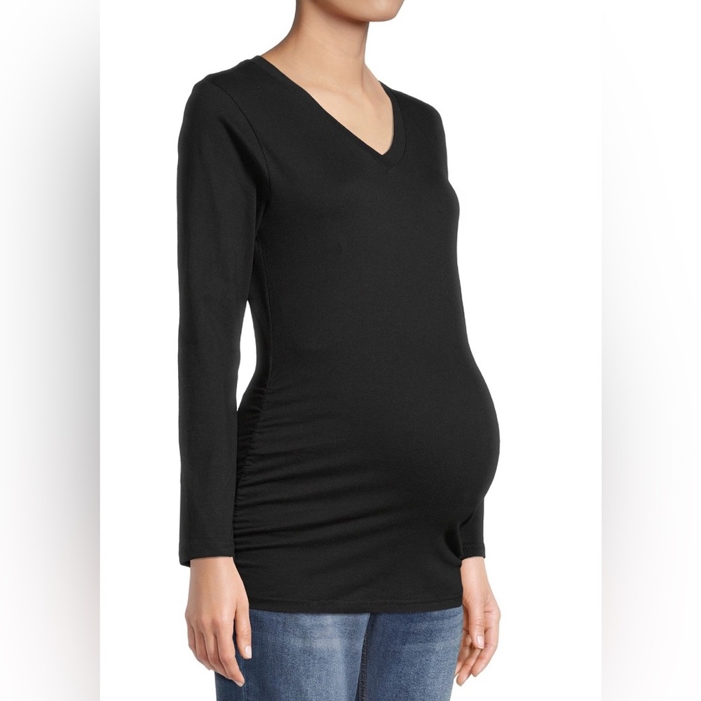 NWT - Maternity Ruched V-Neck T-Shirt.